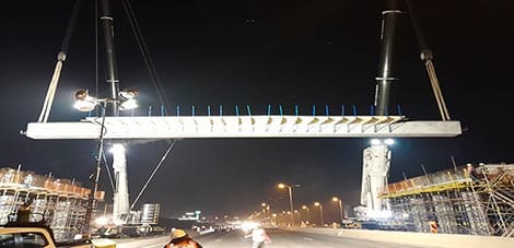 מחלף וינגייט: הונפו קורות הגשר